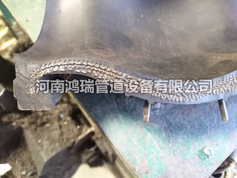 橡膠接頭的工作原理橡膠軟連接